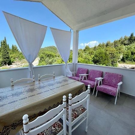 Apartment Venera Blace Bagian luar foto