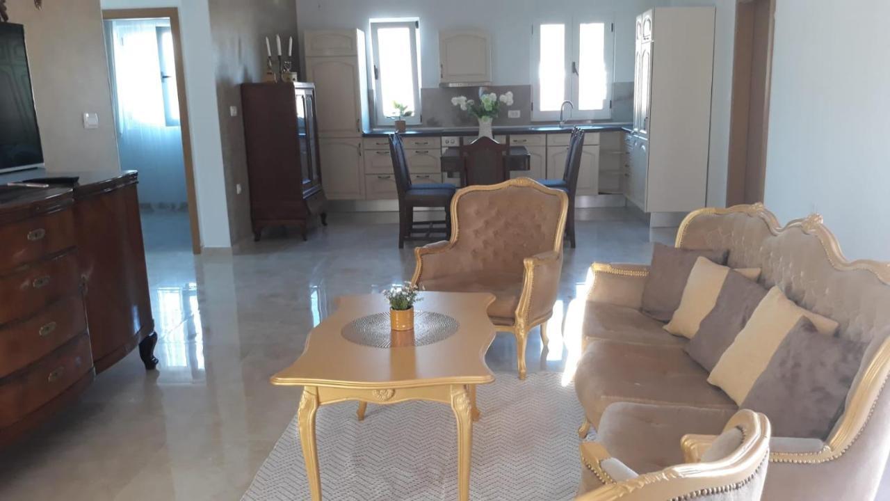Apartment Venera Blace Bagian luar foto