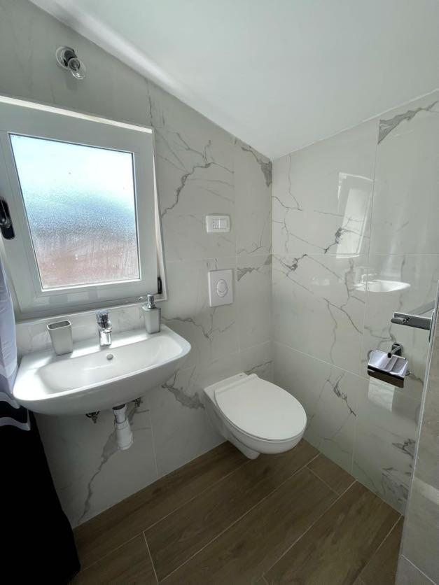 Apartment Venera Blace Bagian luar foto