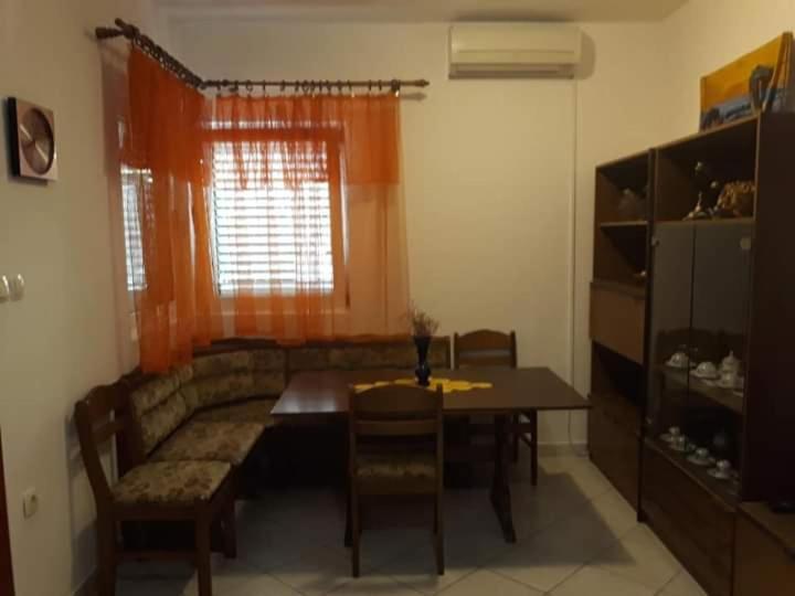 Apartment Venera Blace Bagian luar foto