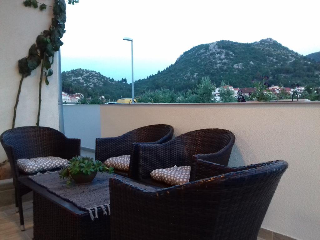 Apartment Venera Blace Bagian luar foto